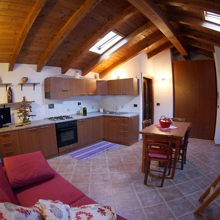 Maison Cassius Issogne Eksteriør billede